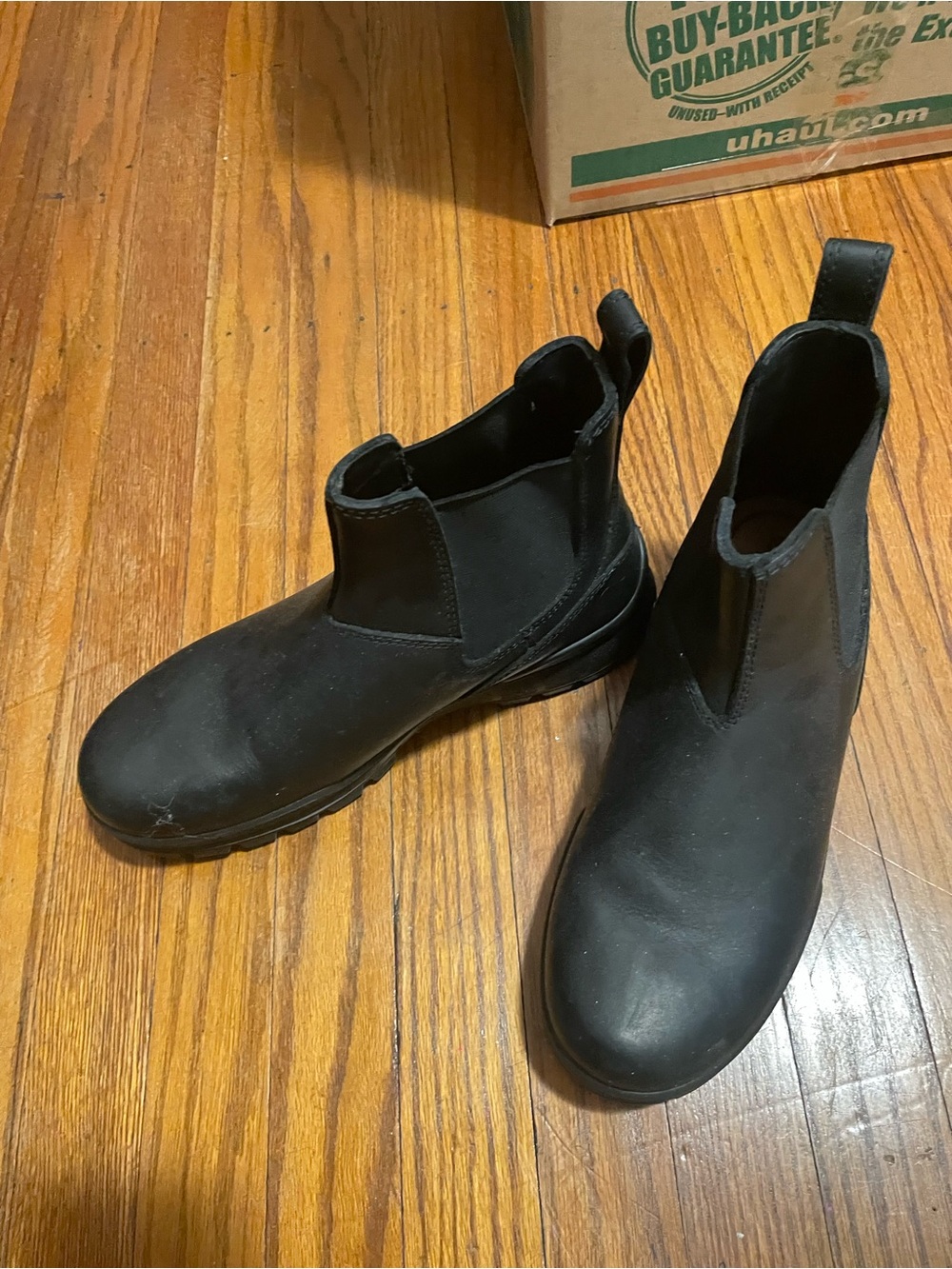 ECCO EU 38 Women’s Chelsea Boots Never Worn Black